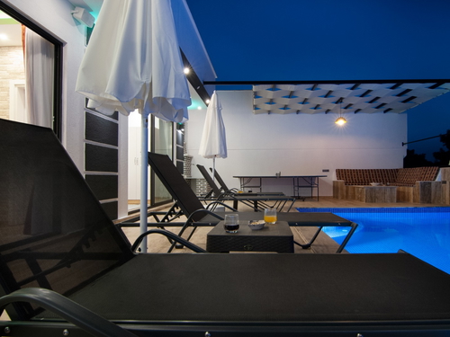  gece  -  Kasım
  | Kalkan Akbel Muhafazakar Villa (4 Kişilik, Doğa İçinde, Isıtmalı Havuz Seçenekli)